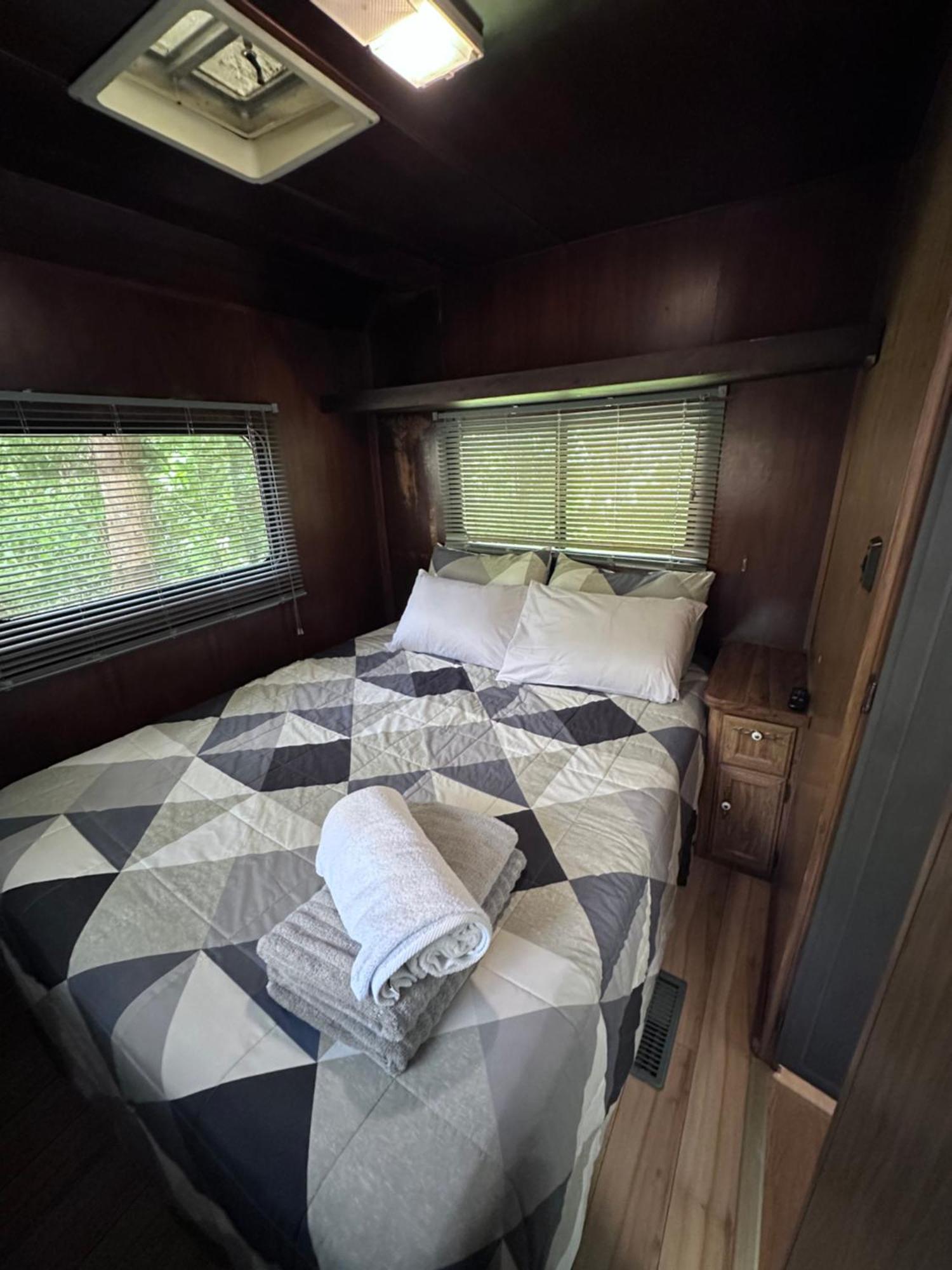 Momotoh Camper Hotel Xpujil Bagian luar foto